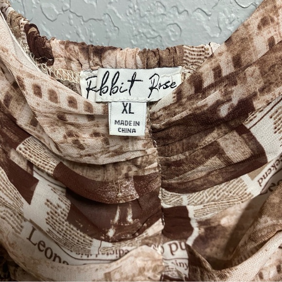 RABBIT ROSE women’s puffy long sleeve blouse size XL newspaper brown crop top - Picture 2 of 6